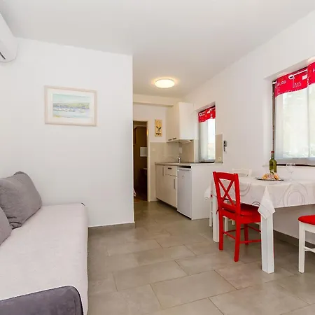 Pharos Apartamento *