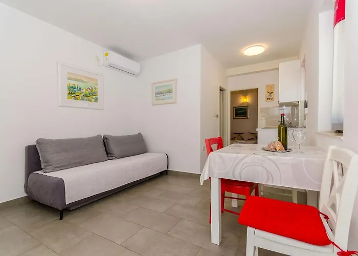 Apartamento Pharos