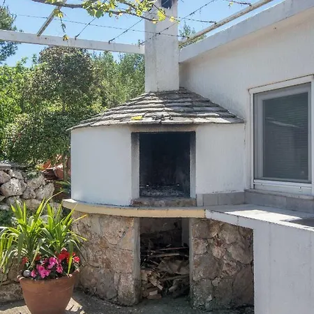 Apartament Pharos